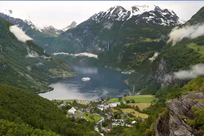 Geiranger Fiordo Norvegese